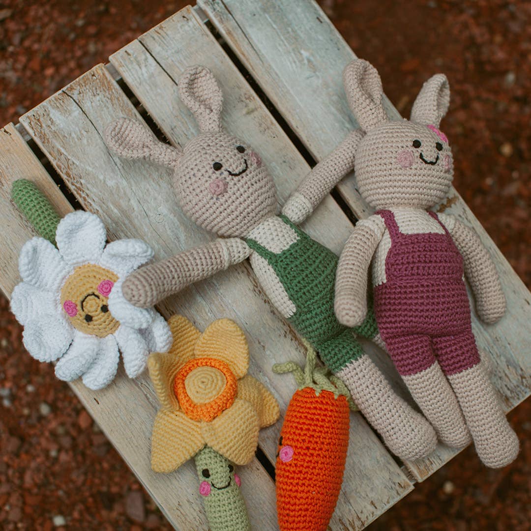 Pebble - Daffodil Flower Rattle – Handmade Organic Cotton Spring Toy